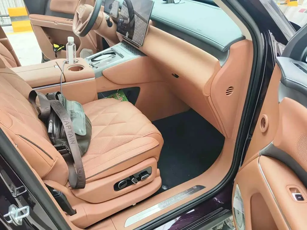 Voyah Auto VOYAH Taisan 2025 — Photo 13/13