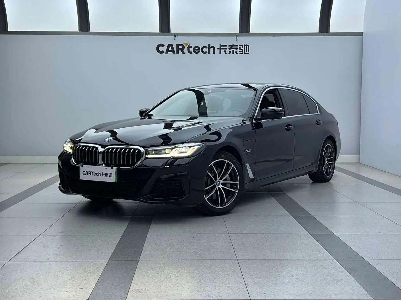 BMW 5 Series New Energy 2024 — Photo 1/10