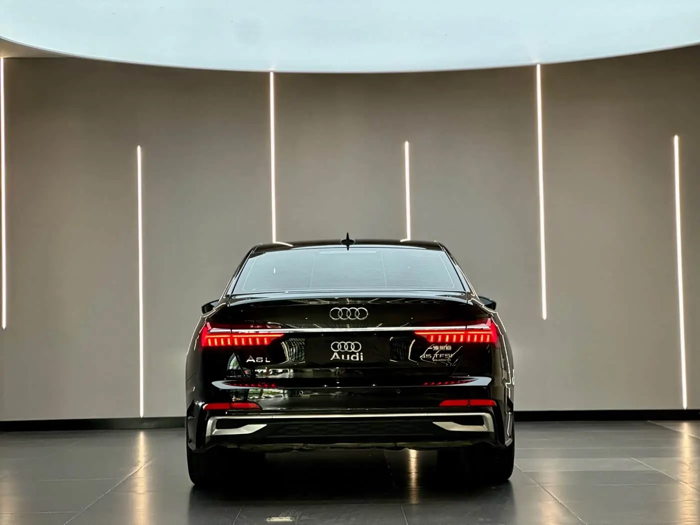 Audi A6L 2022 — Фото 9/10