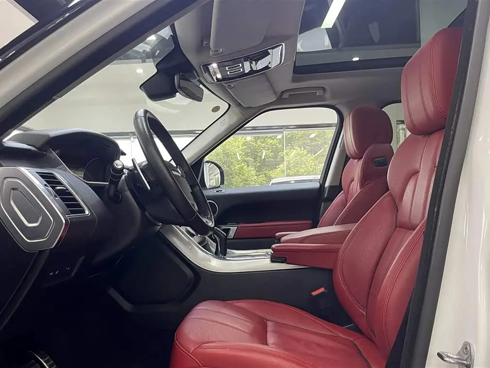Land Rover Range Rover Sport 2017 — Photo 8/19