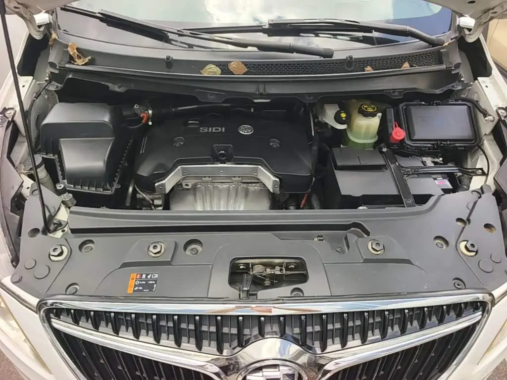 Buick GL8 2017 — Photo 11/20