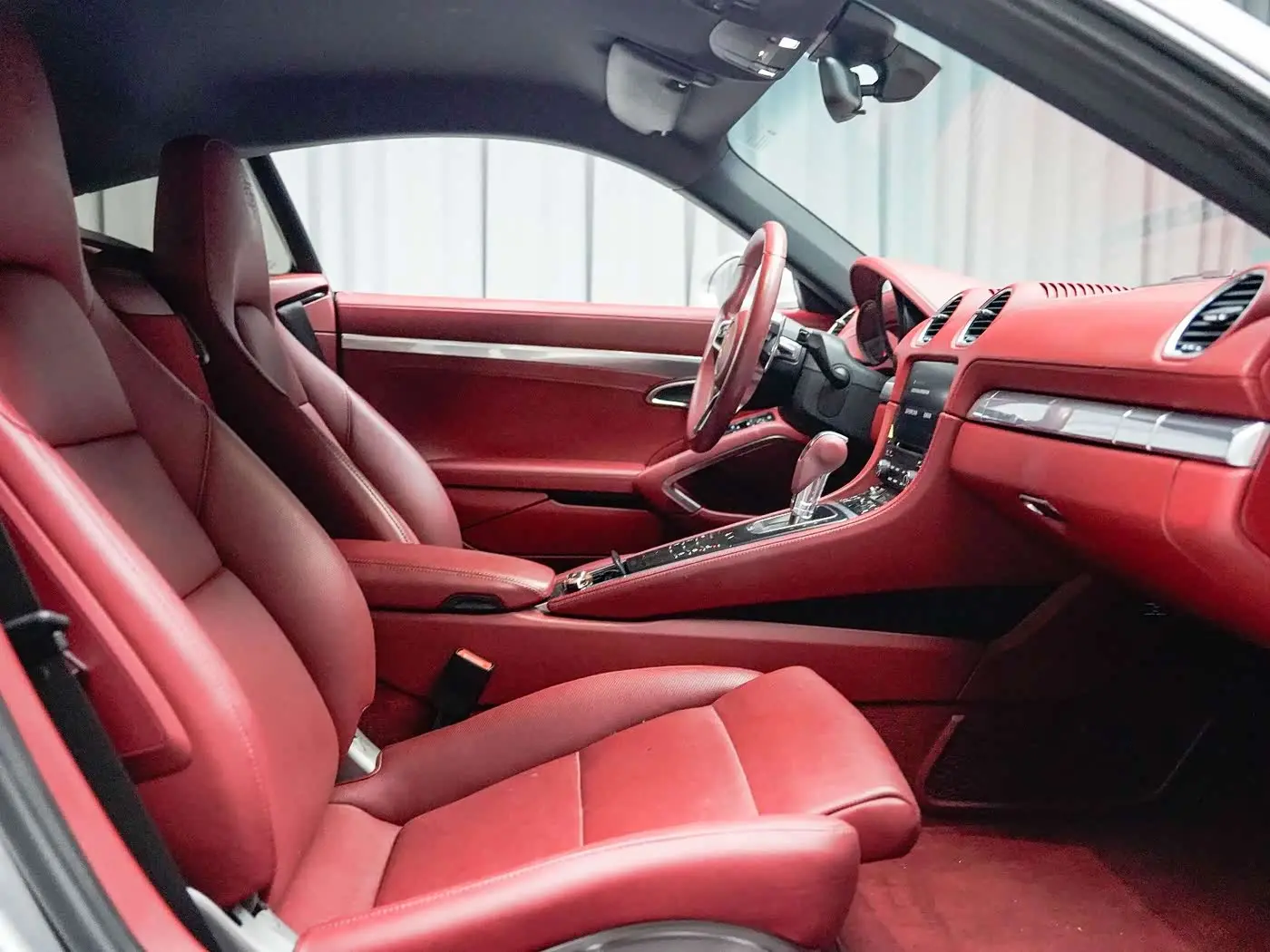 Porsche 718 2022 — Photo 16/20