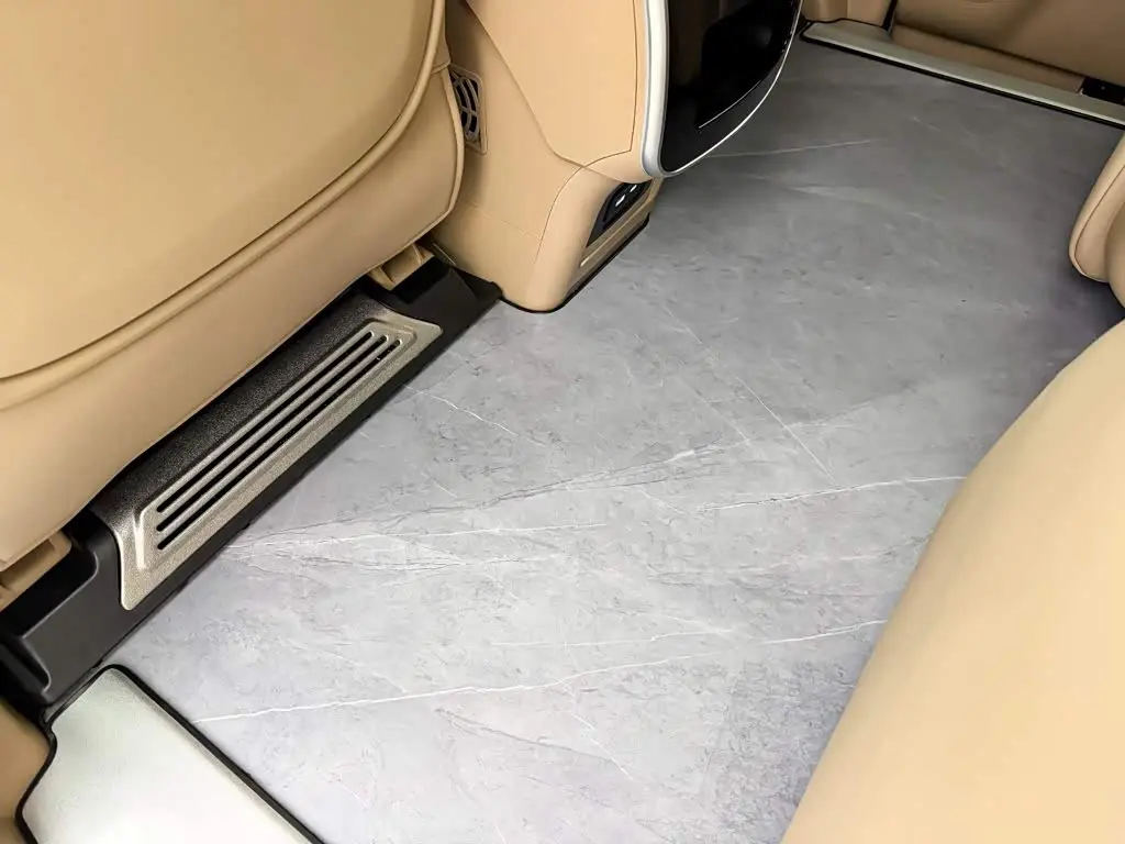 Buick GL8 New Energy 2025 — Photo 10/17