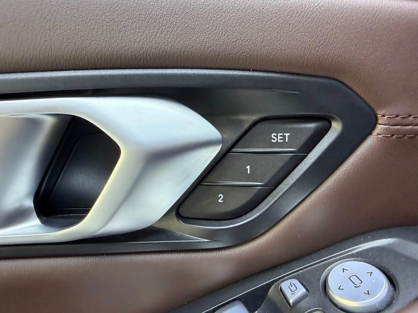 BMW 3 Series 2023 — Фото 10/20