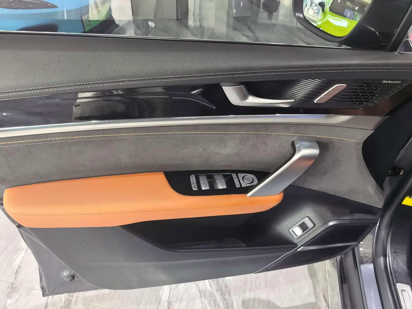 BYD Tang New Energy 2023 — Şəkil 6/20