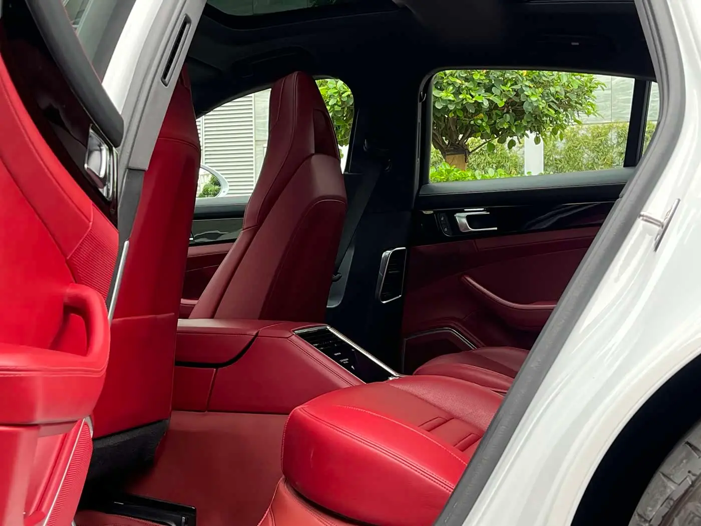 Porsche Panamera 2023 — Photo 11/20