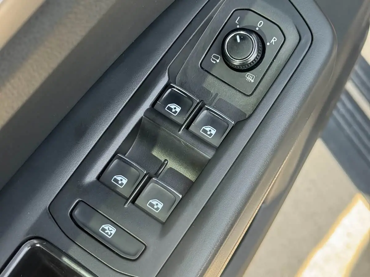 Volkswagen Teramont 2019 — ფოტო 7/20