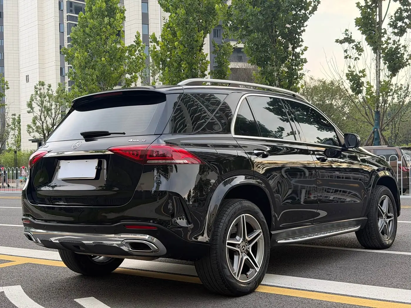 Mercedes-Benz GLE 2020 — Photo 13/14