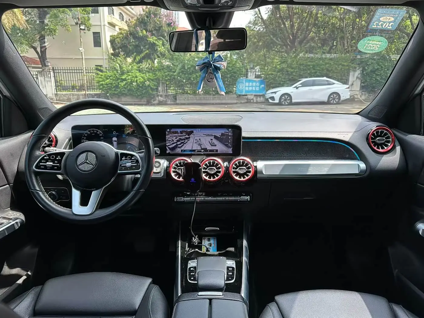 Mercedes-Benz GLB 2020 — Фото 6/16