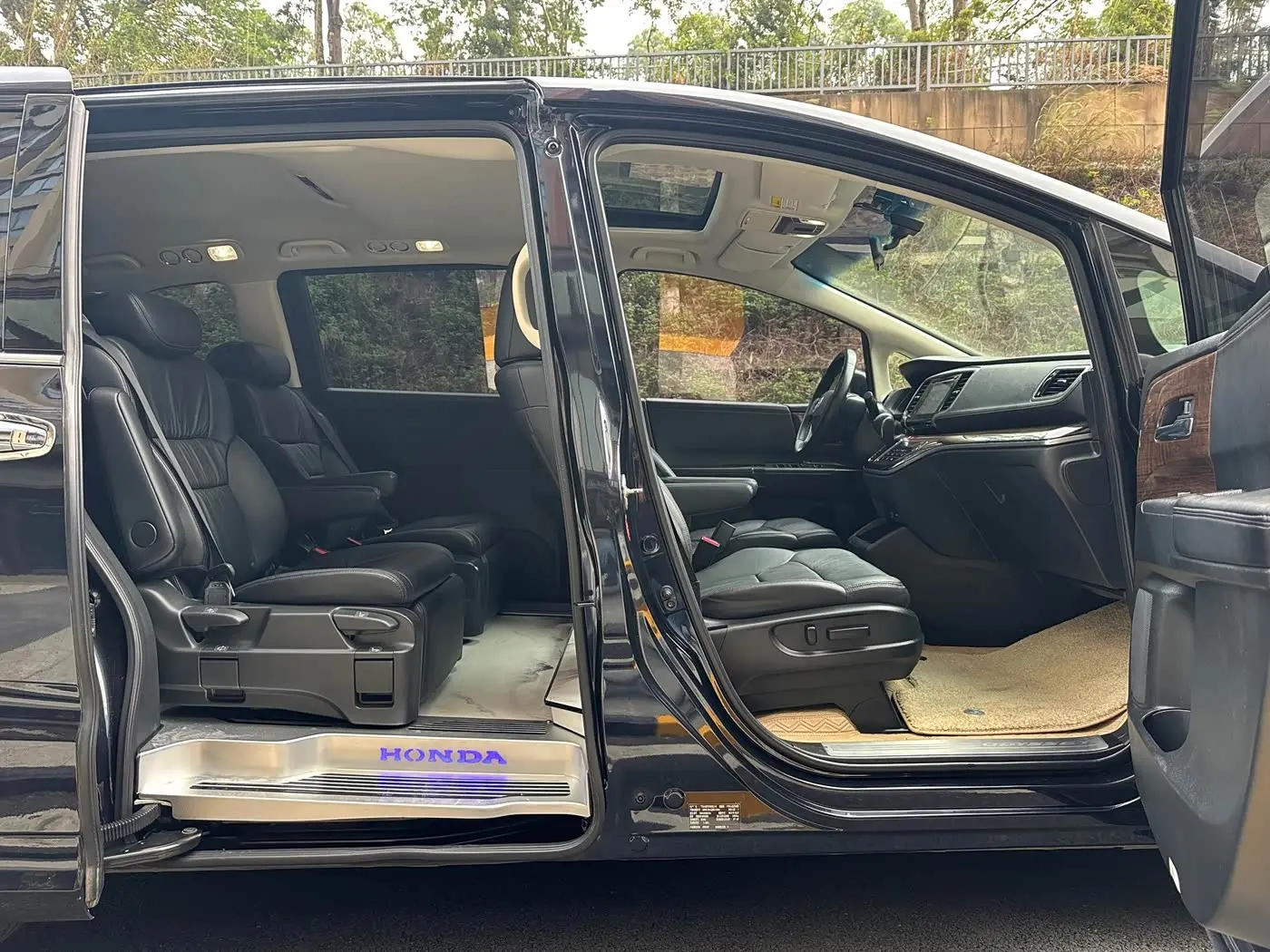 Honda Odyssey 2018 — Photo 10/16