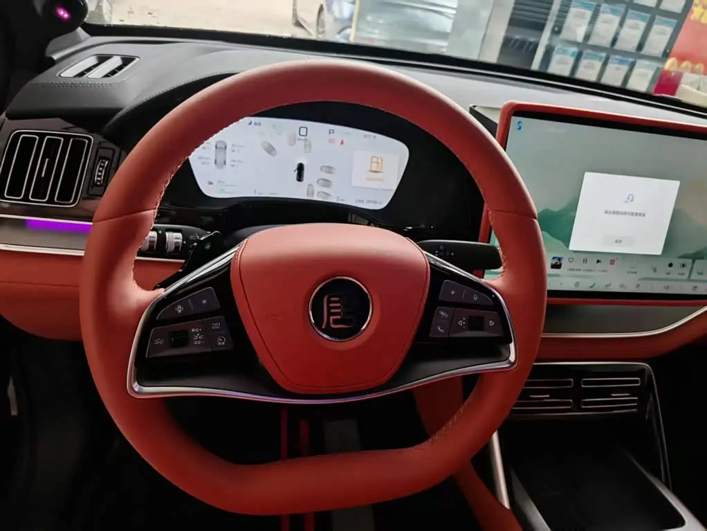 BYD Tang New Energy 2025 — Şəkil 10/15