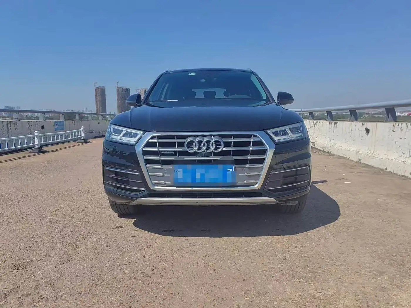 Audi Q5L 2019 — Фото 2/9
