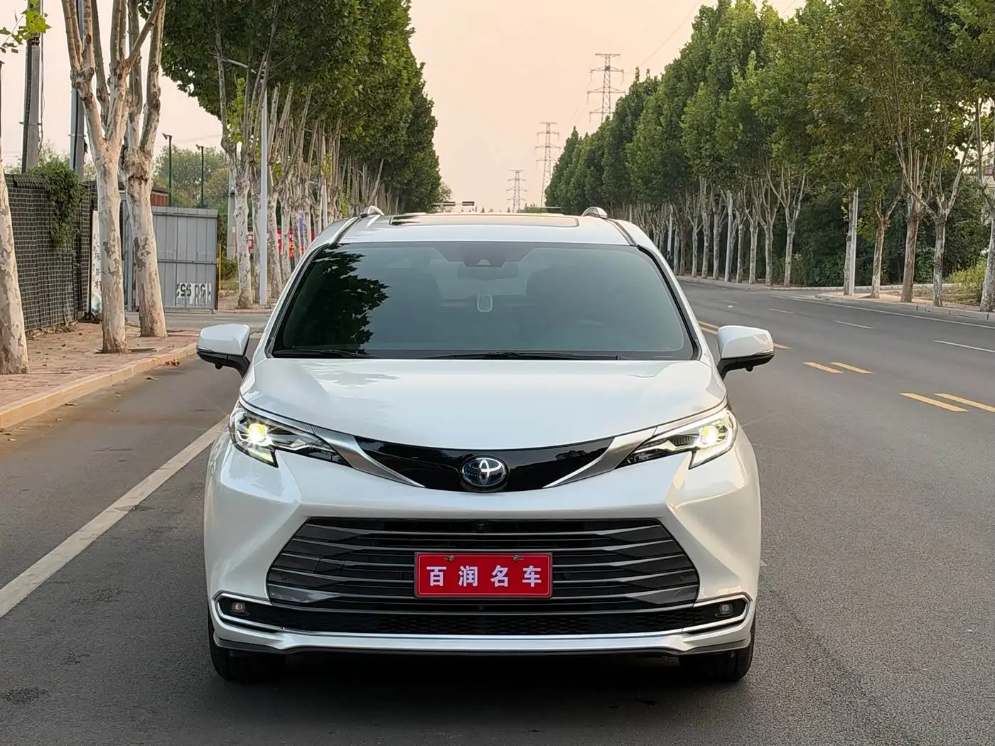 Toyota Sienna, 2022