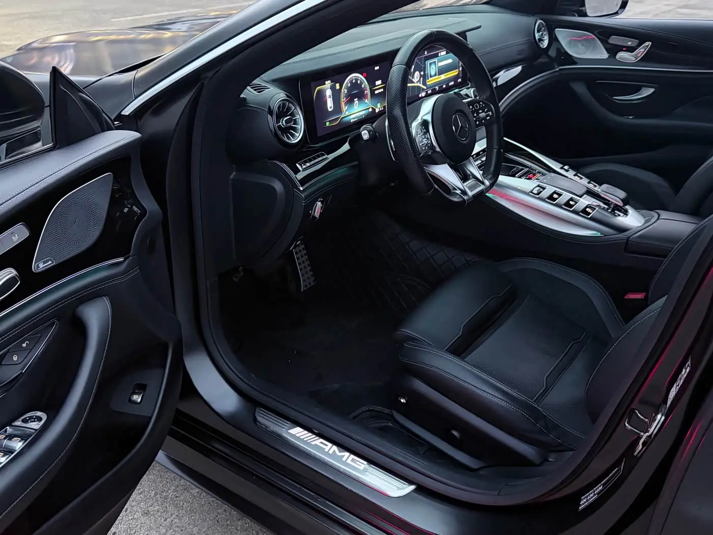 Mercedes-Benz AMG GT 2020 — Фото 4/9