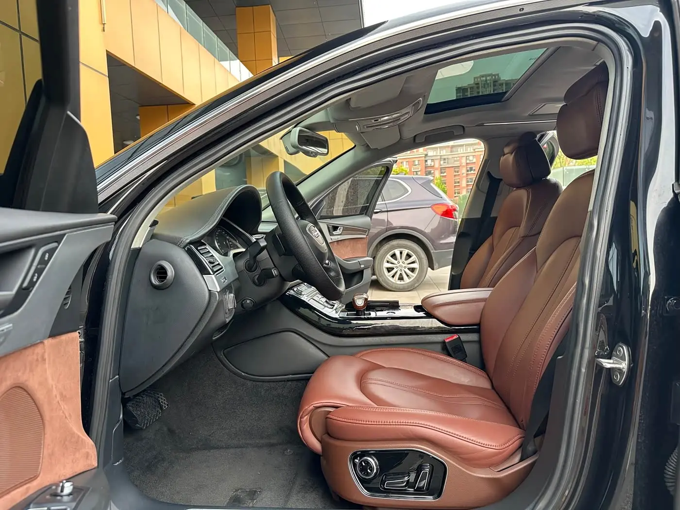 Audi A8 2014 — Şəkil 6/12