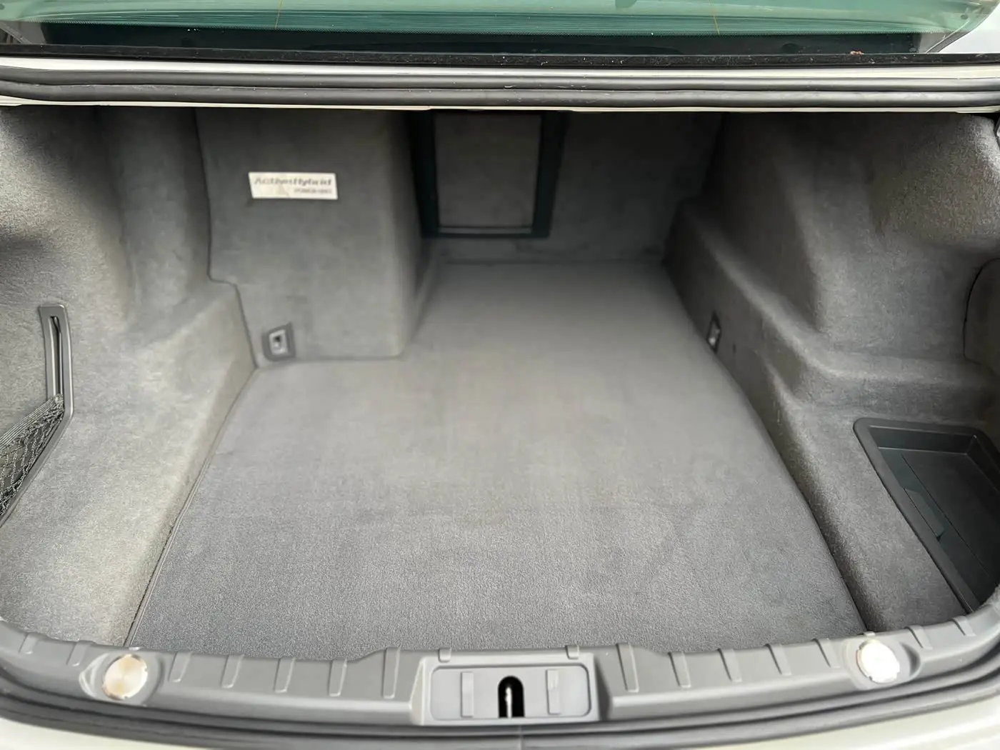 BMW 7 Series 2013 — Photo 17/20