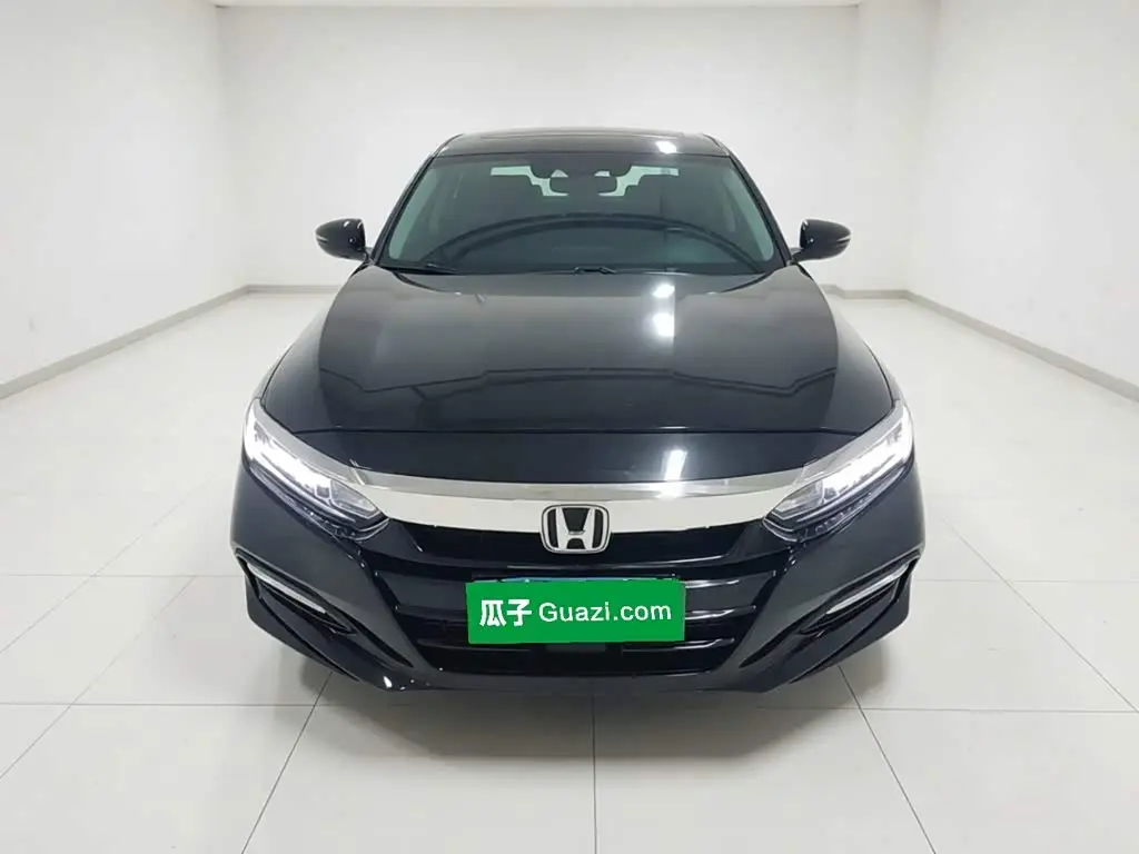 Honda Accord 2020 — Фото 2/20
