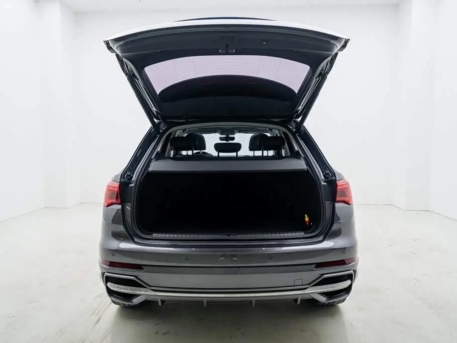 Audi Q3 2021 — Фото 17/20