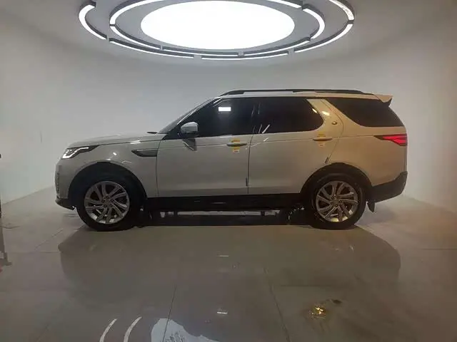 Land Rover Discovery 2018 — Photo 7/20