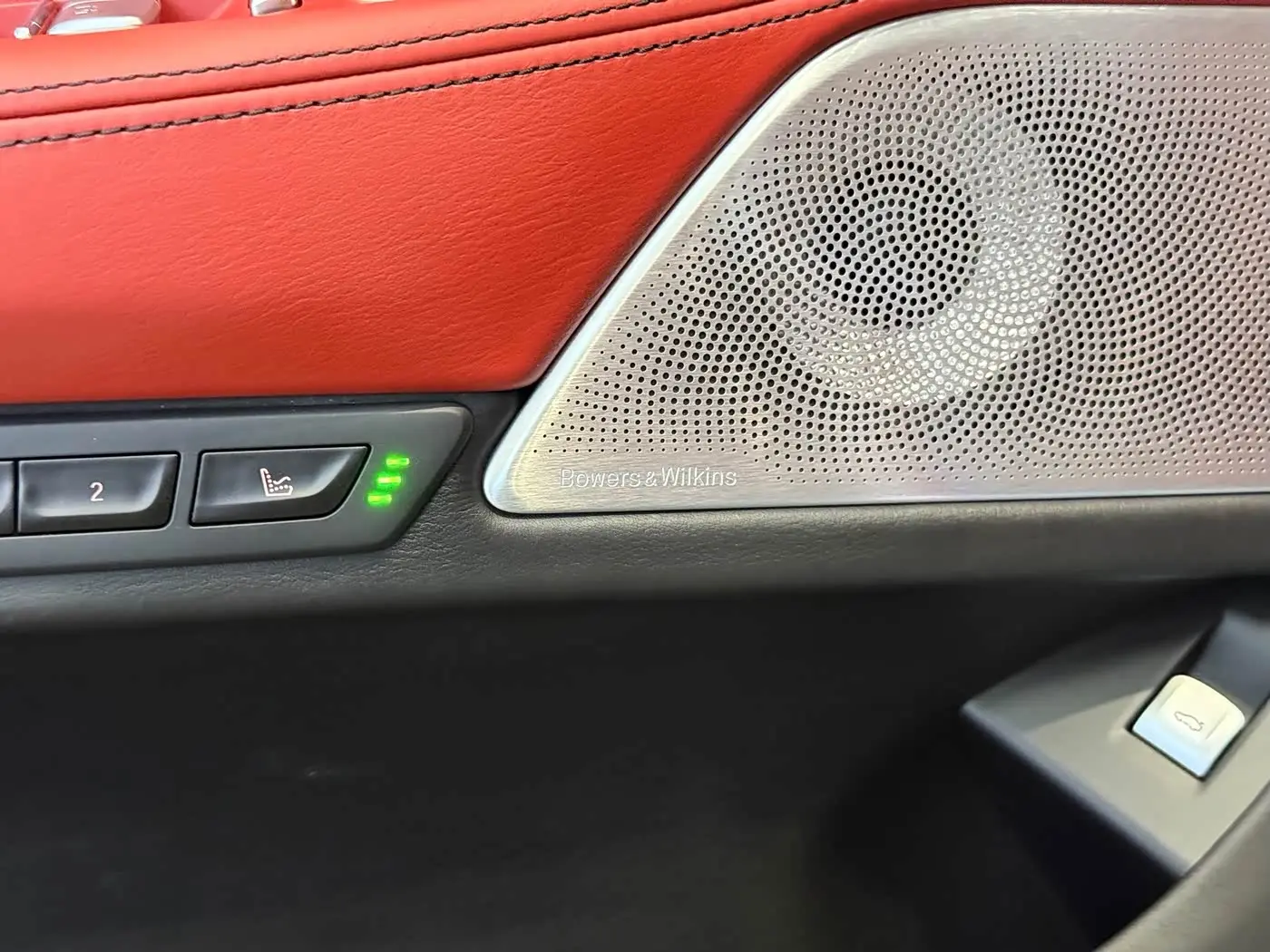 BMW 7 Series 2019 — Photo 14/19