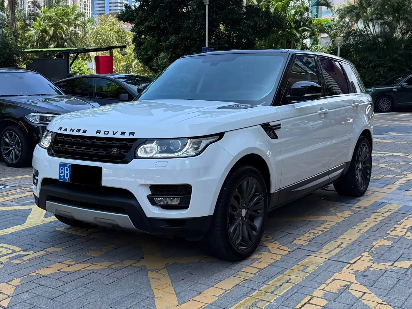 Land Rover Range Rover Sport 2015 — Photo 3/20