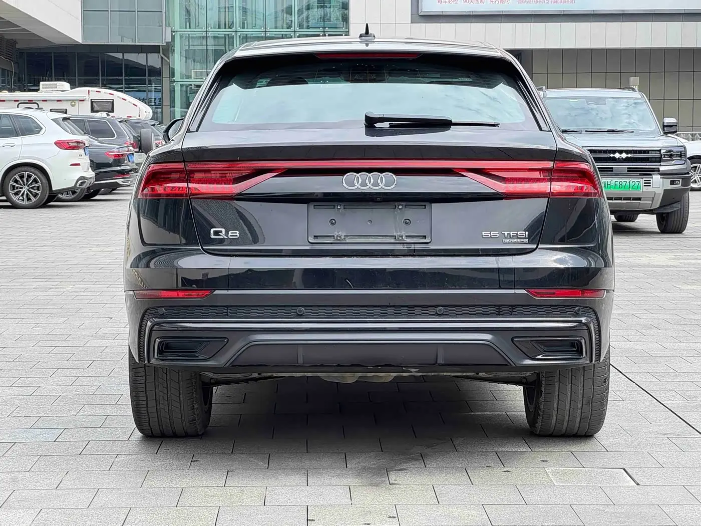 Audi Q8 2021 — Photo 5/17