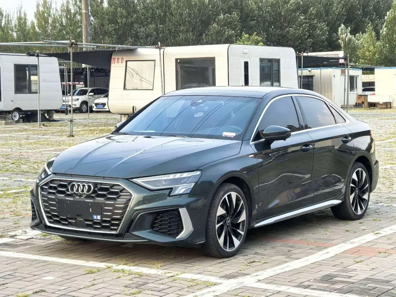 Audi A3 2023 — Фото 1/13