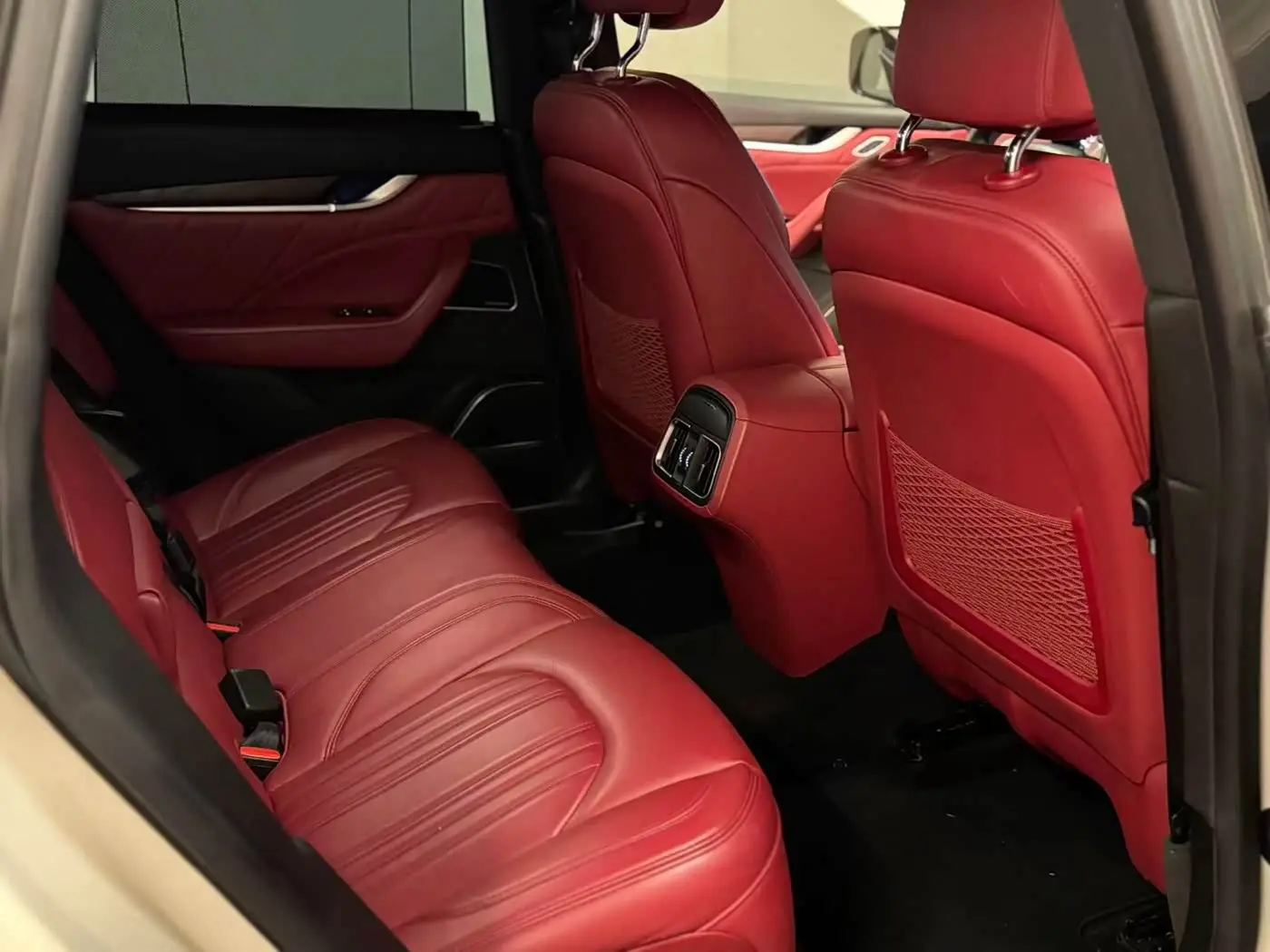Maserati Levante 2020 — Şəkil 18/18