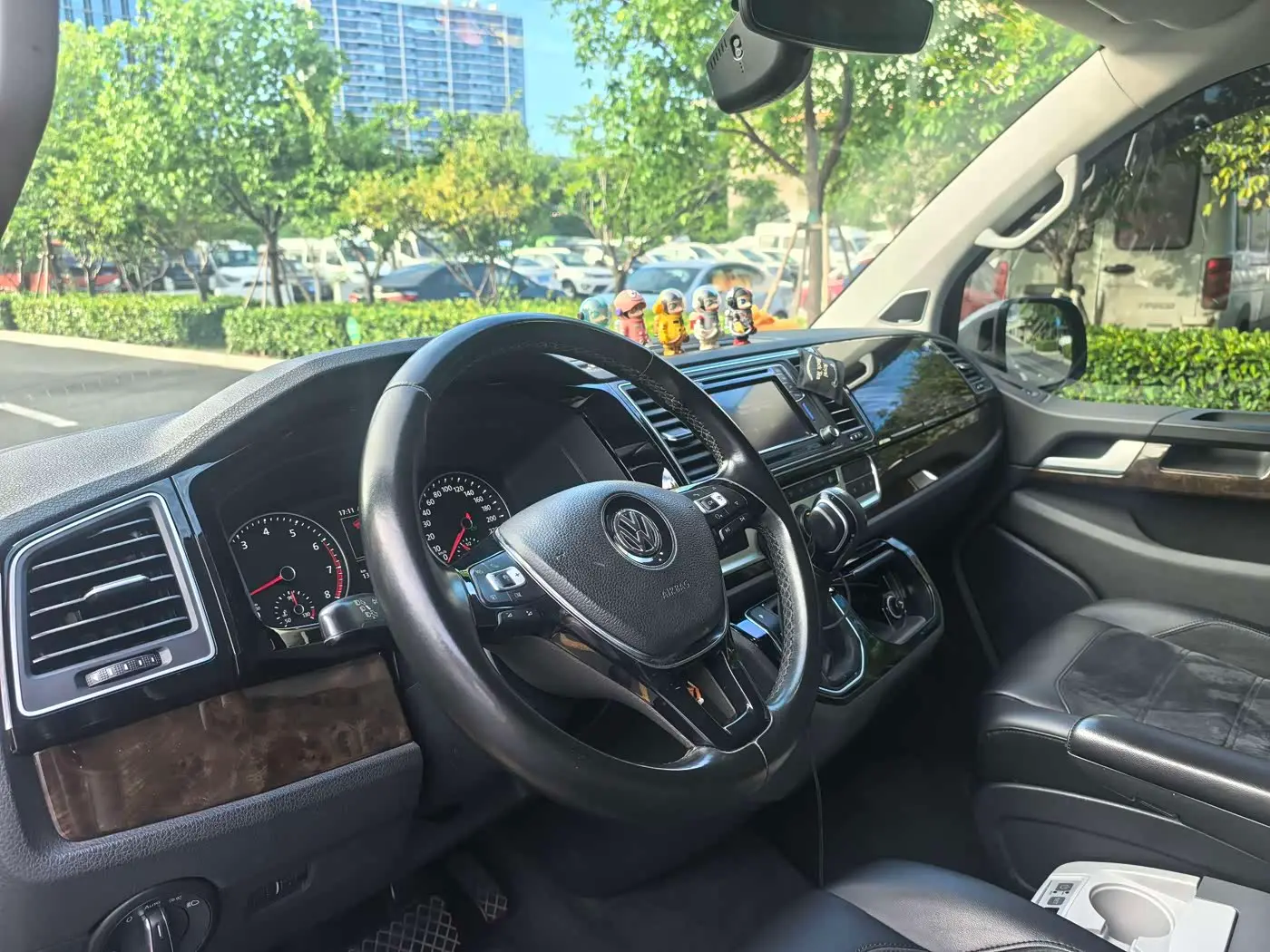 Volkswagen Multivan 2019 — Şəkil 5/16