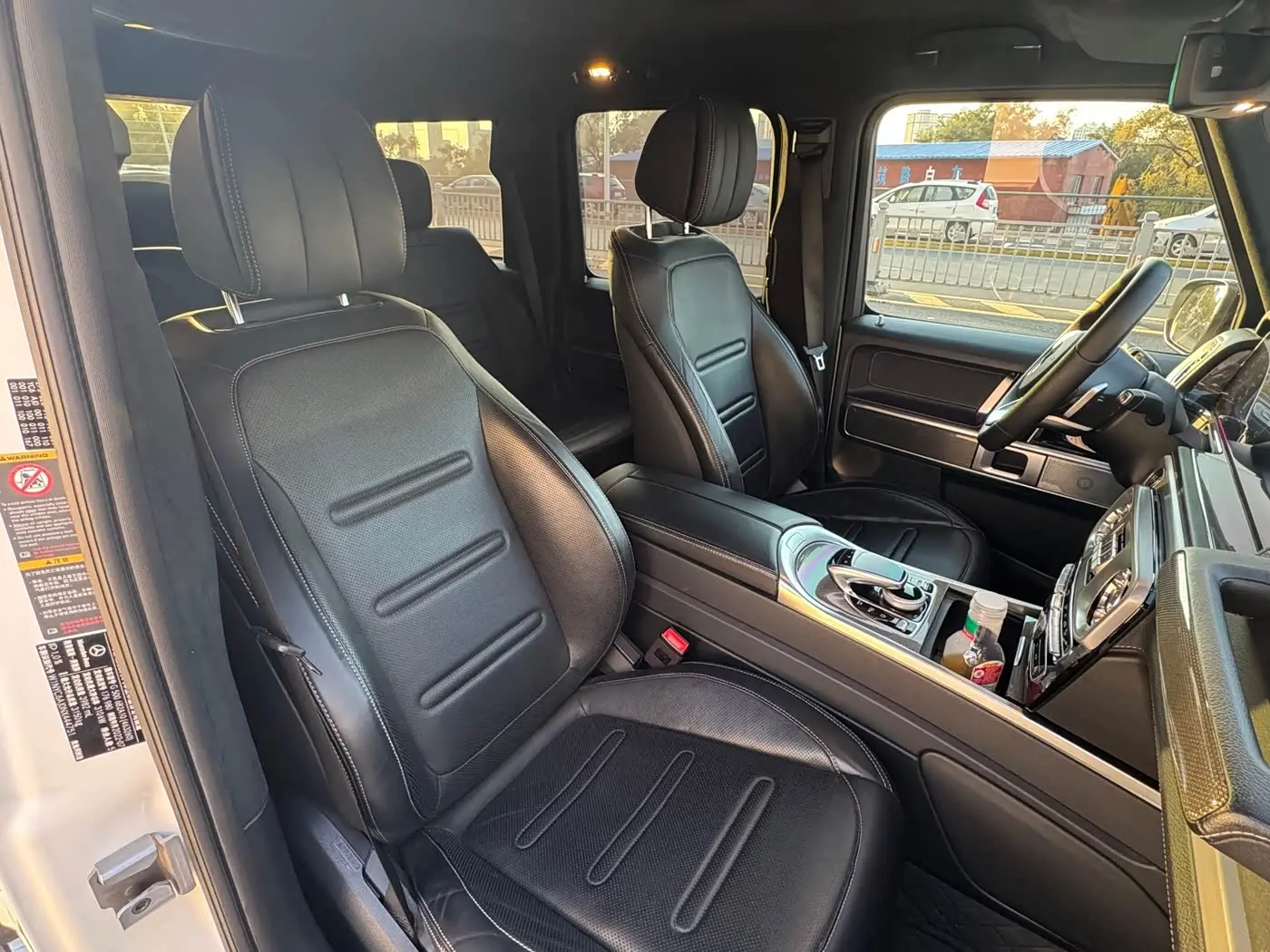 Mercedes-Benz G-Class 2023 — Фото 18/20