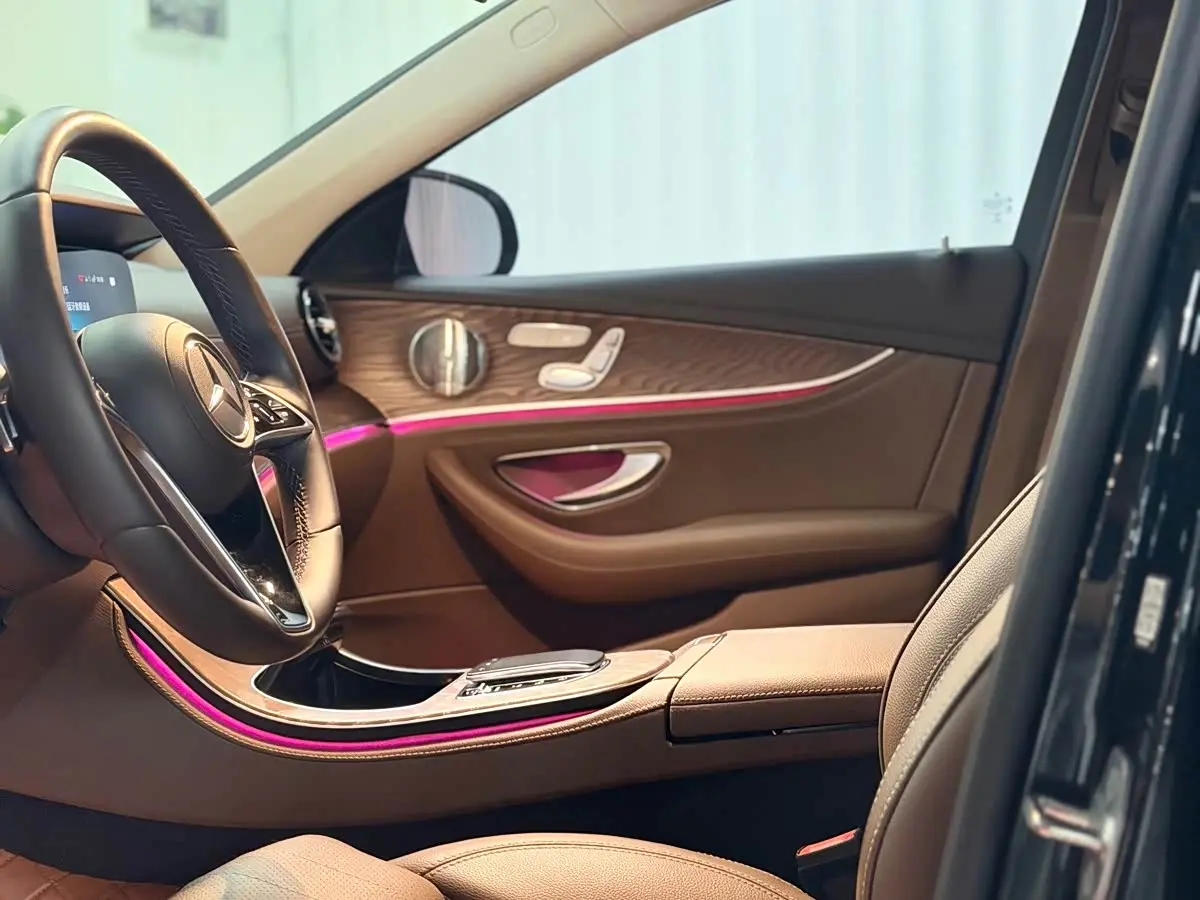 Mercedes-Benz E-Class 2022 — Şəkil 13/15