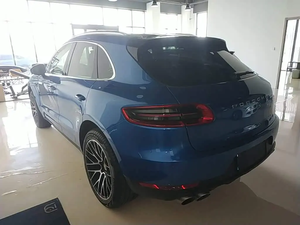 Porsche Macan 2018 — ფოტო 5/20