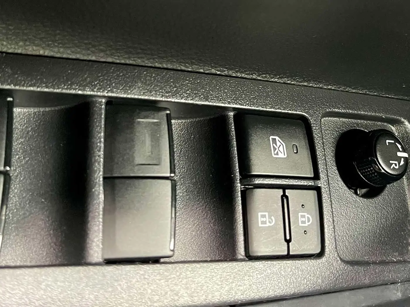 Toyota Corolla Cross 2025 — Фото 13/20