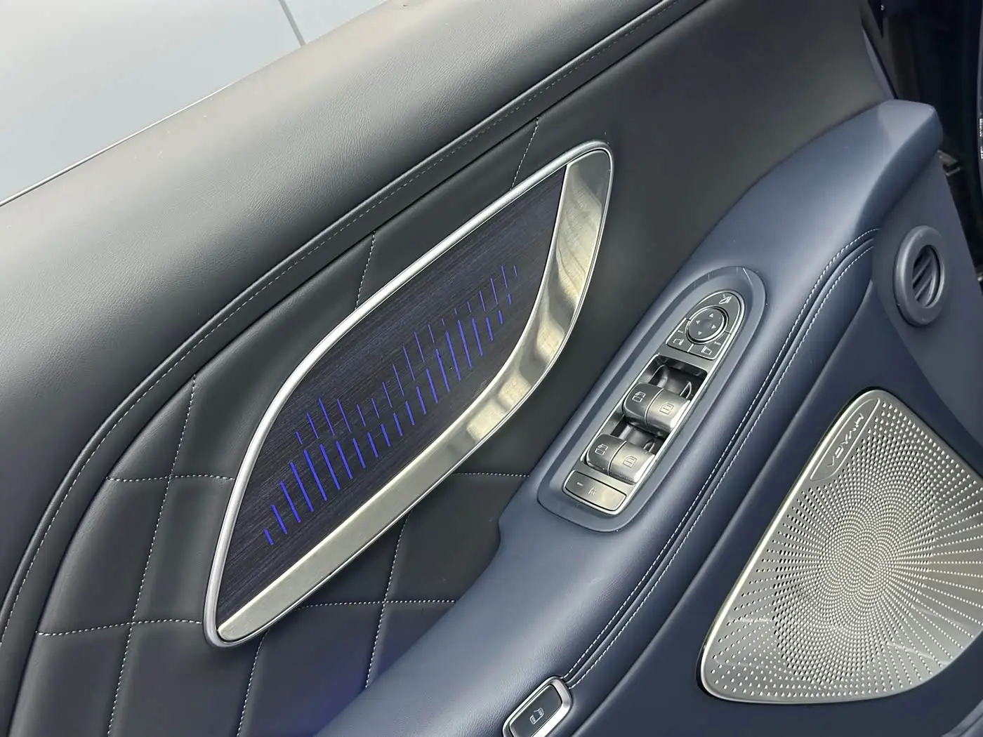 Voyah Auto Voyah Dreamer 2025 — Photo 7/20
