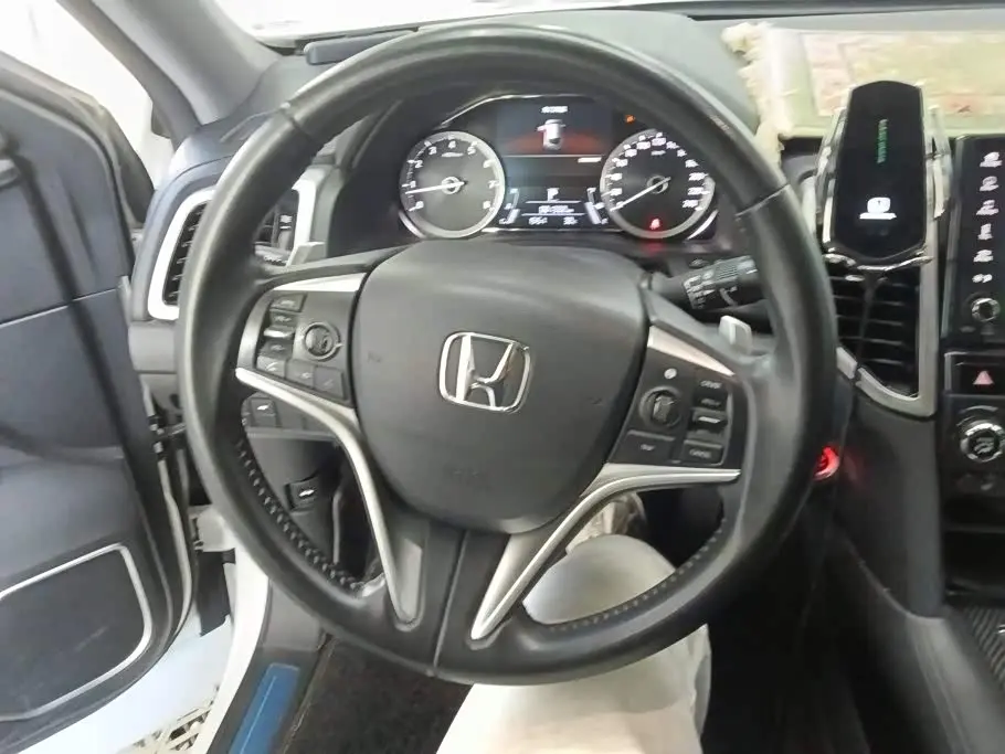 Honda UR-V 2019 — Şəkil 15/16