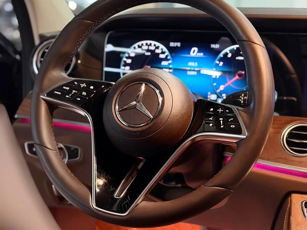 Mercedes-Benz E-Class 2022 — Şəkil 11/15