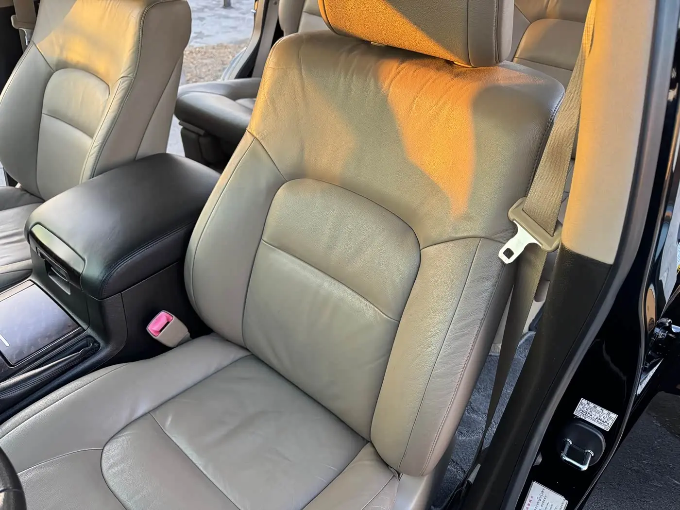 Toyota Land Cruiser 2008 — Photo 12/20