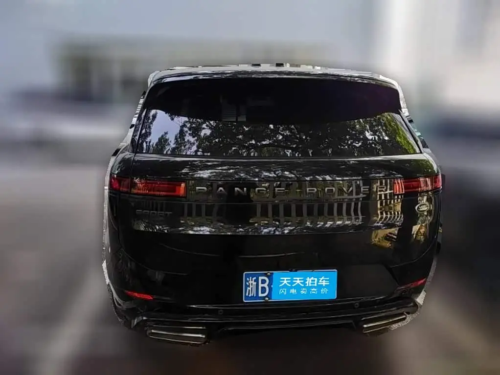 Land Rover Range Rover Sport 2024 — Photo 2/5