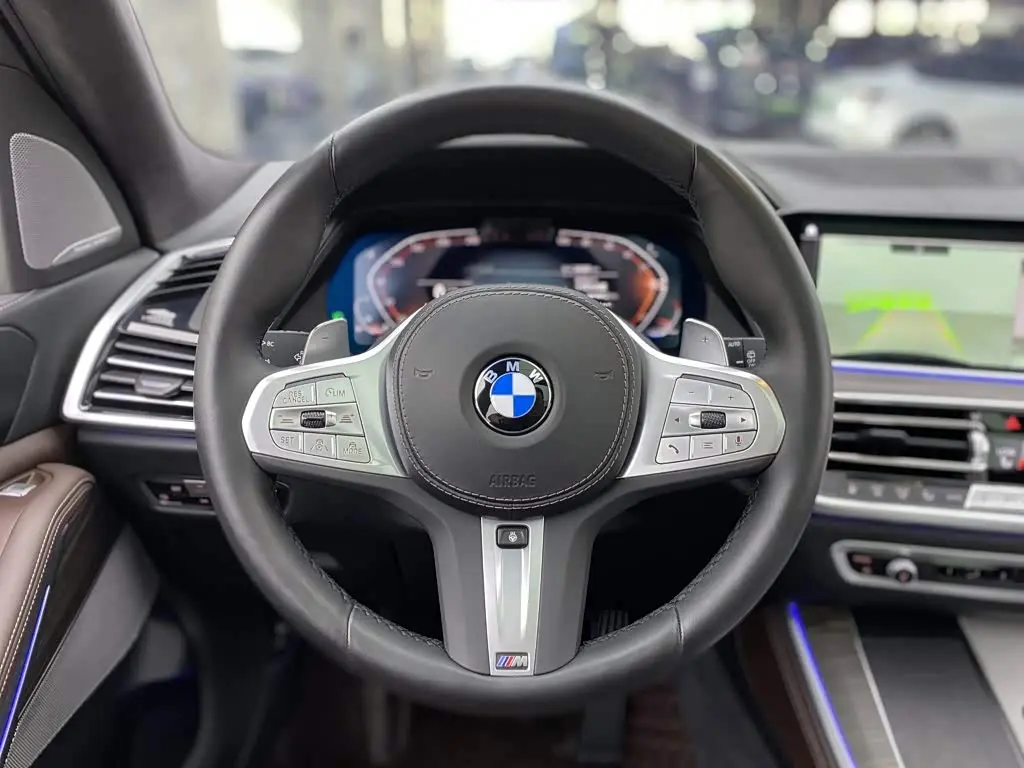 BMW X5 2023 — Photo 12/20