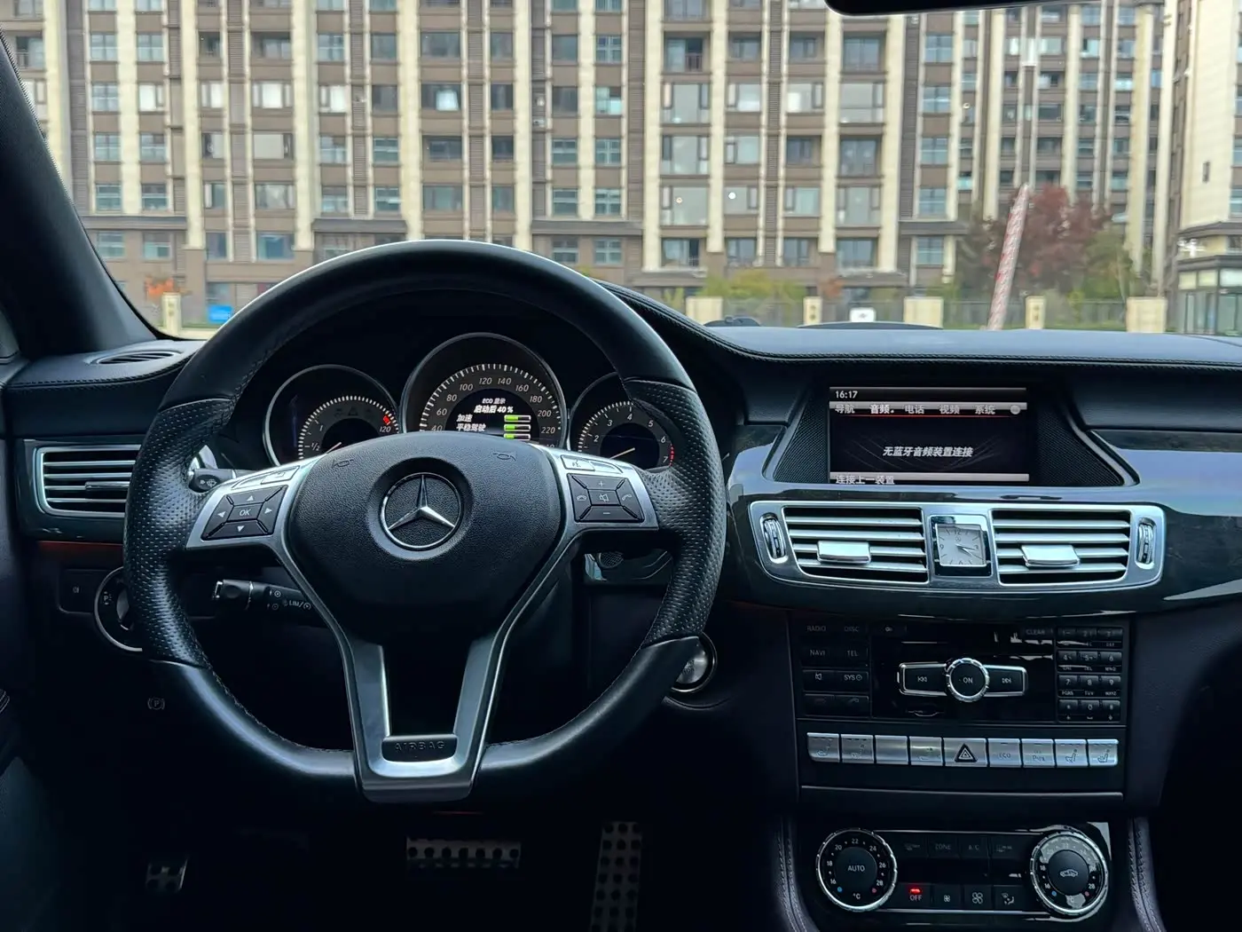 Mercedes-Benz CLS 2013 — Şəkil 8/8