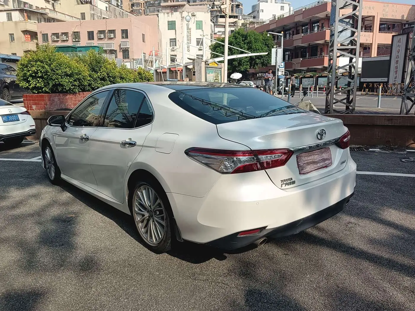 Toyota Camry 2018 — Фото 4/12
