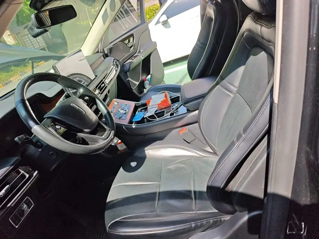 Lincoln Aviator 2020 — Şəkil 8/20