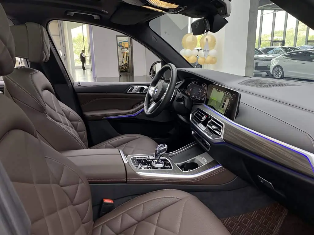 BMW X5 2023 — Photo 15/20