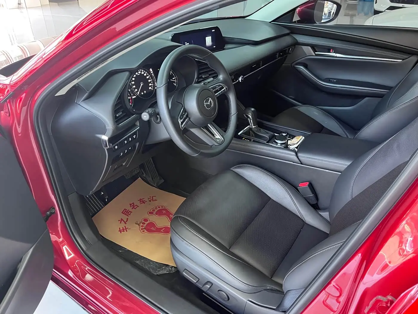 Mazda Mazda3 Axela 2024 — Photo 5/9