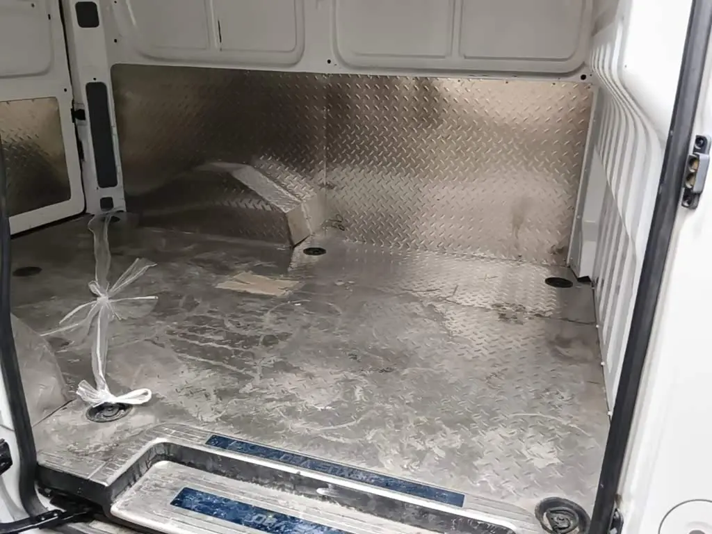 SAIC Maxus Xintu V80 2025 — Şəkil 17/20