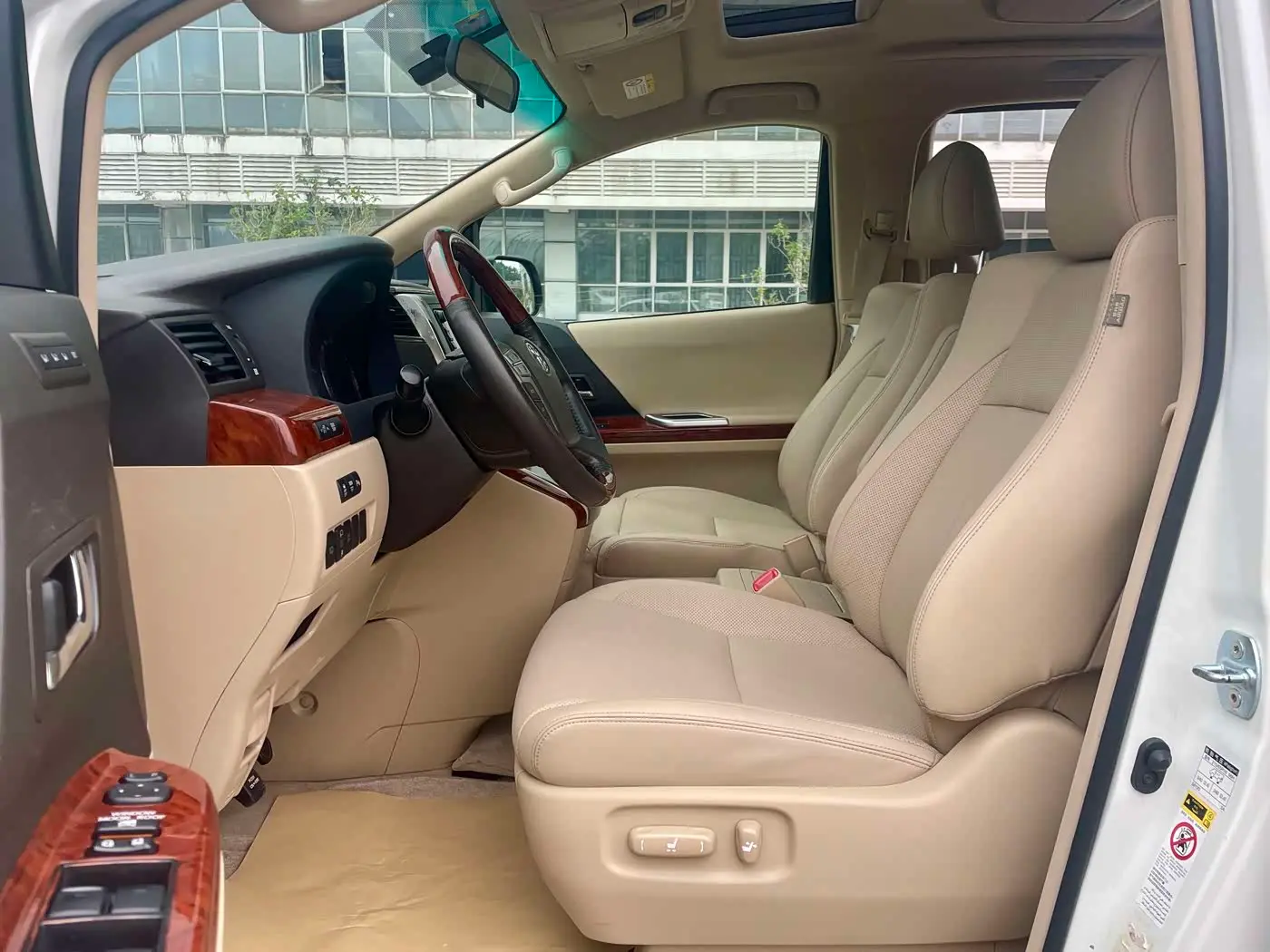 Toyota Alphard 2011 — Şəkil 9/20