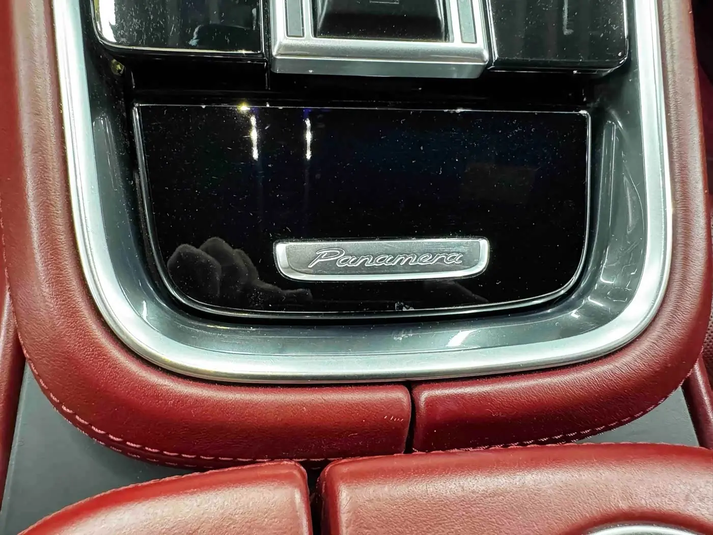 Porsche Panamera 2018 — Photo 20/20