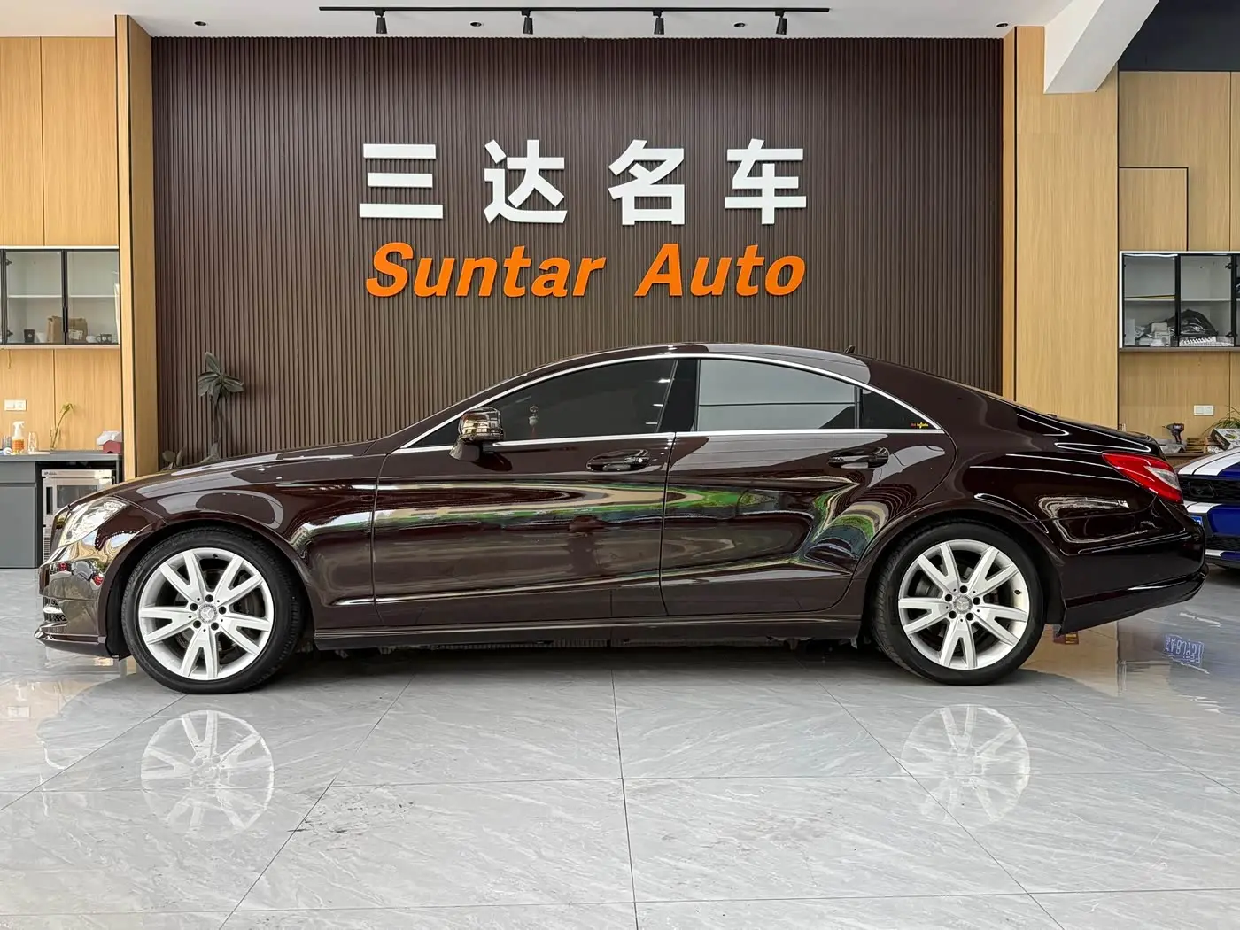 Mercedes-Benz CLS 2014 — Photo 7/20