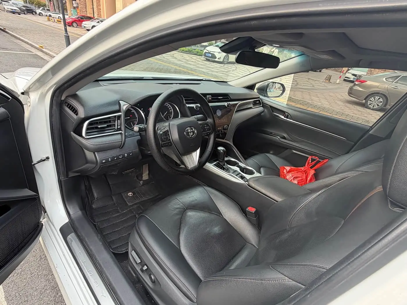 Toyota Camry 2021 — Şəkil 9/9