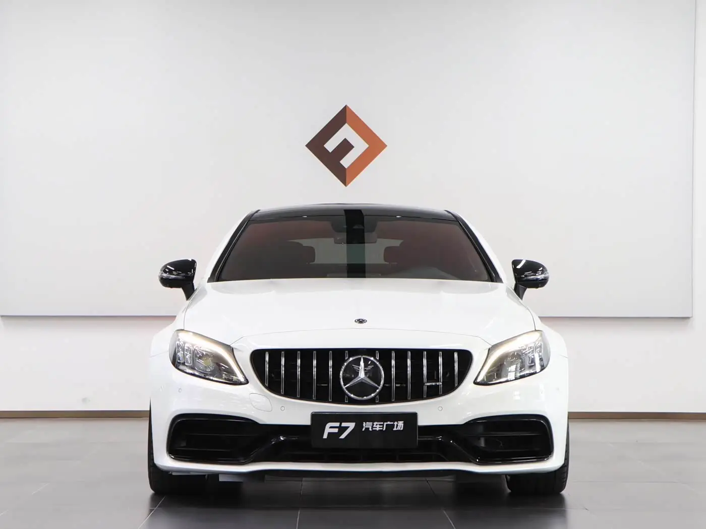 Mercedes-Benz C-Class AMG 2020 — Photo 2/19